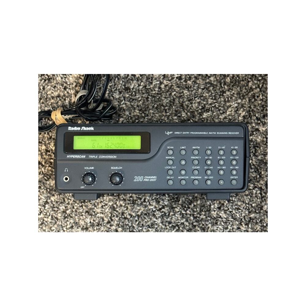 Radio Shack PRO-2037 200-Channel Programmable Scanner Works Missing Antenna READ